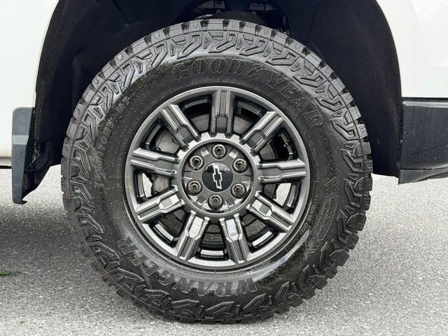 Used 2022 Chevrolet Silverado 1500 LT Trail Boss w/ Protection Package AWD/4WD image 14