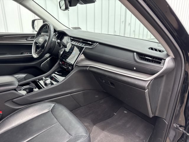 Used 2021 Jeep Grand Cherokee L Limited AWD/4WD image 24
