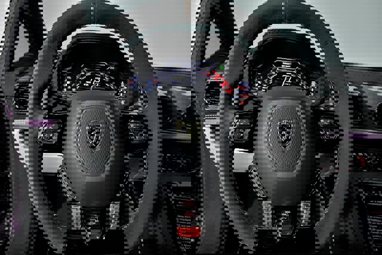 Used 2023 Lamborghini Huracan Tecnica image 34