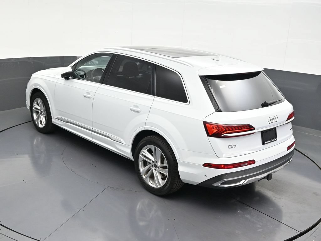 Used 2023 Audi Q7 3.0T Prestige AWD/4WD image 17