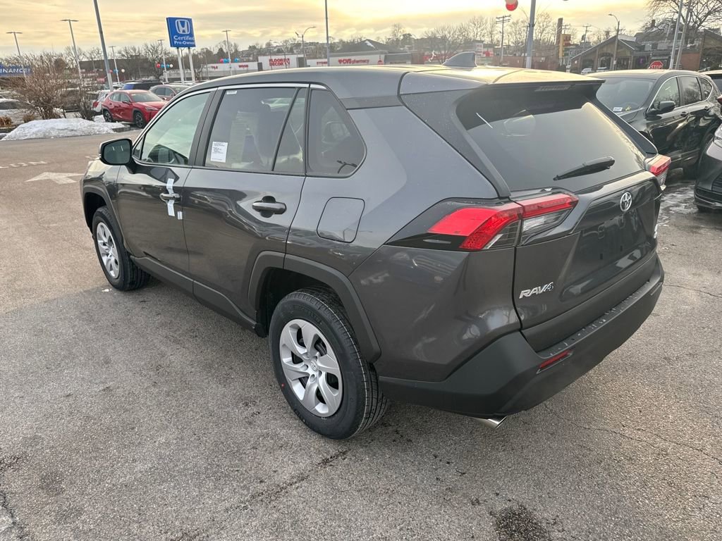New 2025 Toyota RAV4 LE image 5