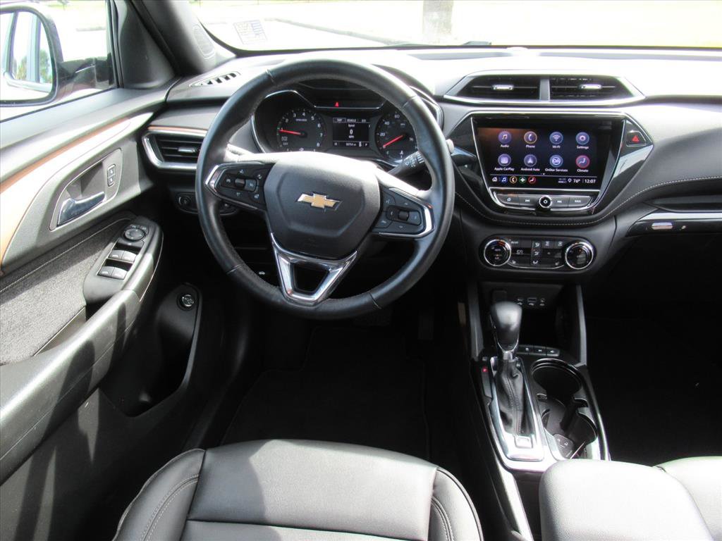 Used 2023 Chevrolet TrailBlazer ACTIV w/ Sun and Liftgate Package image 13