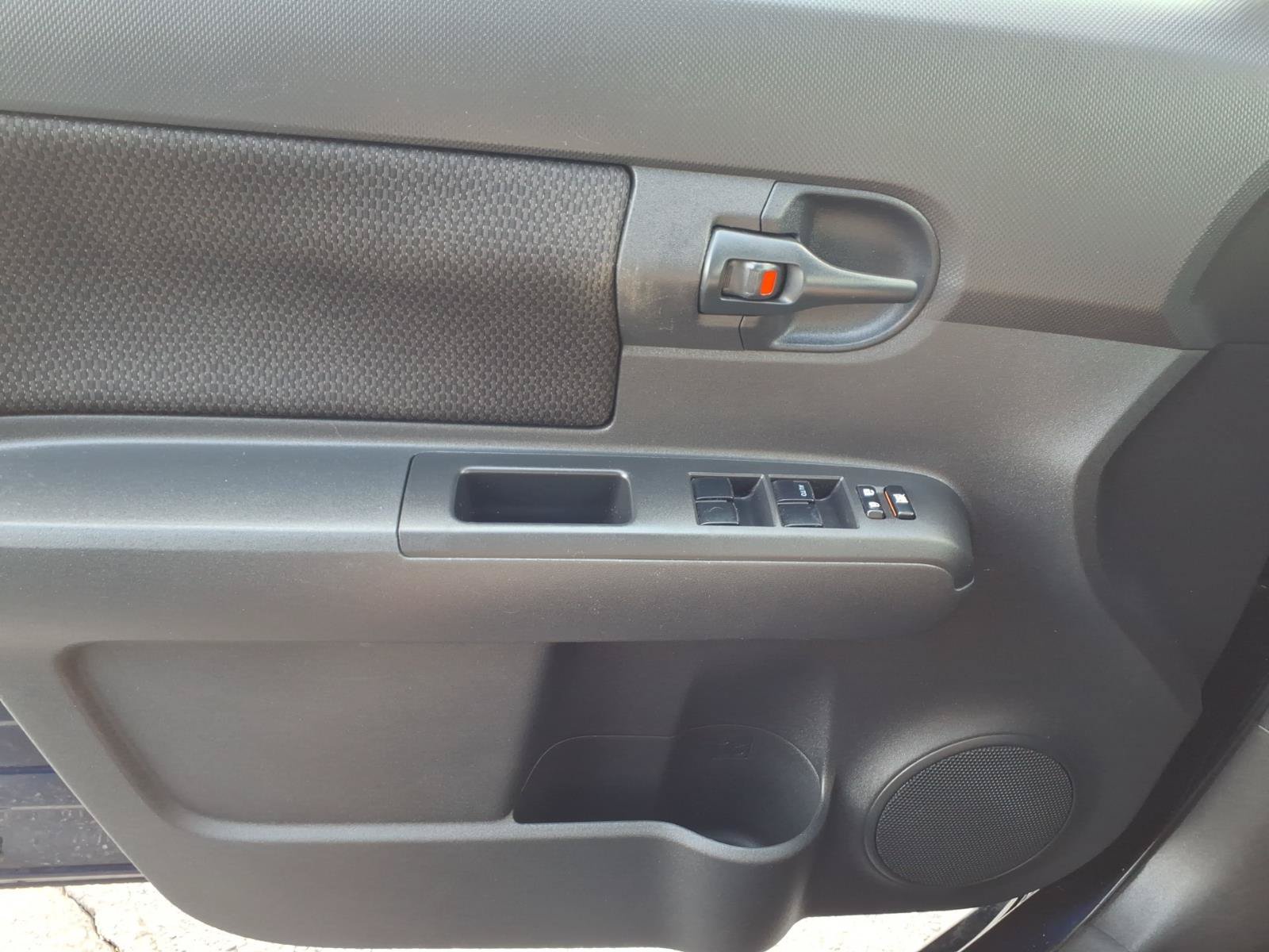 Used 2008 Scion xB FWD image 21