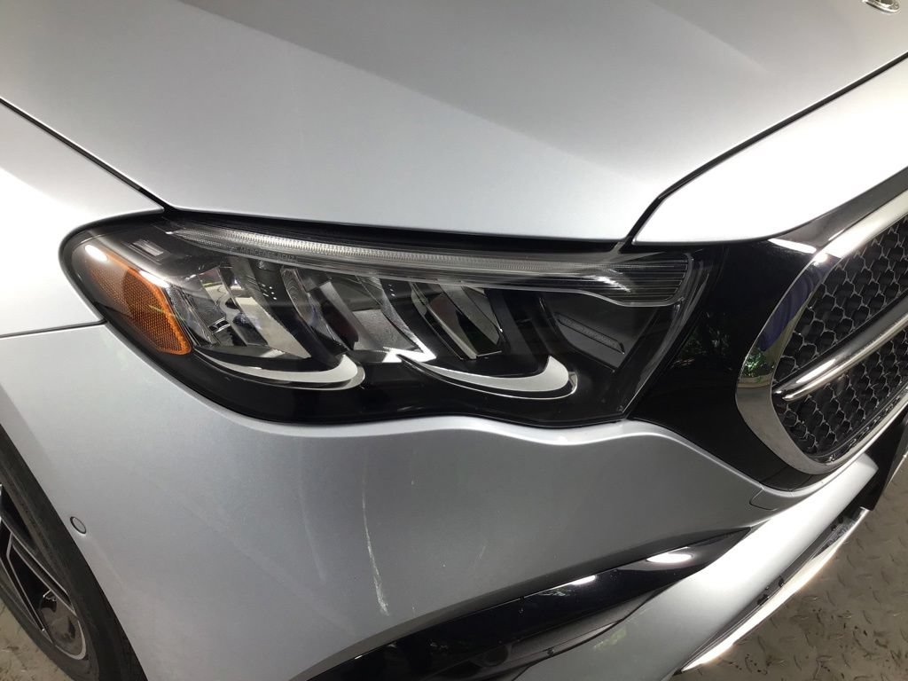 Used 2025 Mercedes-Benz E 450 4MATIC Sedan image 15