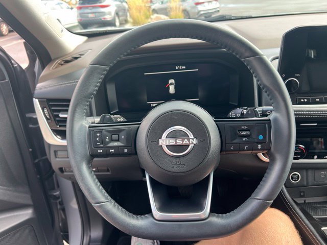 Used 2023 Nissan Rogue Platinum AWD/4WD image 8