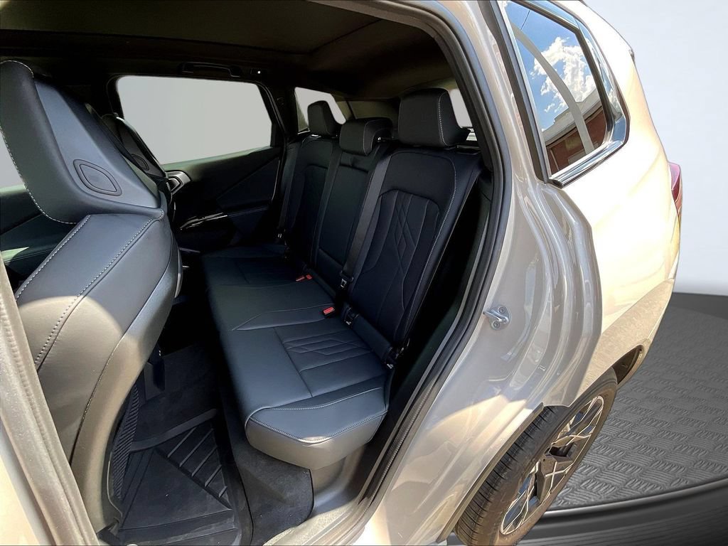 Used 2026 BMW X3 xDrive30i w/ M Sport Package AWD/4WD image 25