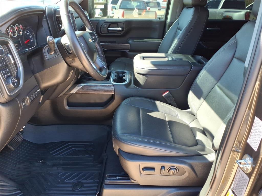 Used 2022 Chevrolet Silverado 2500 LTZ w/ LTZ Plus Package image 16