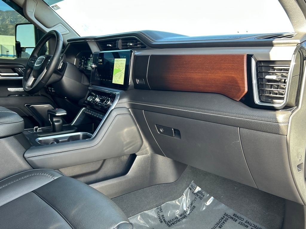 Used 2024 GMC Sierra 1500 Denali image 8