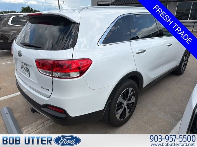 Used 2018 Kia Sorento EX AWD/4WD image 3