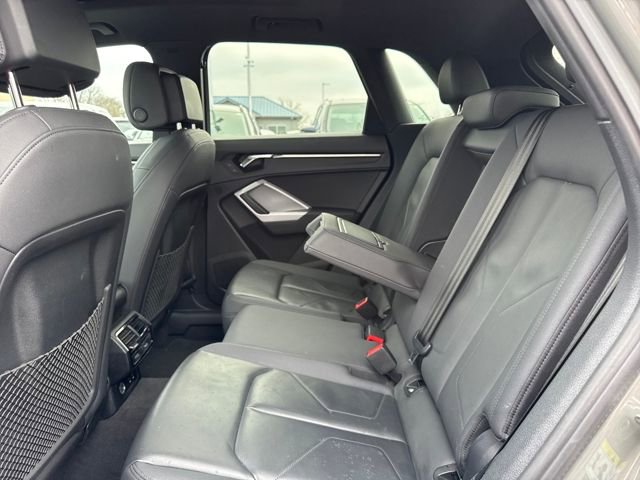 Used 2023 Audi Q3 2.0T Premium image 9