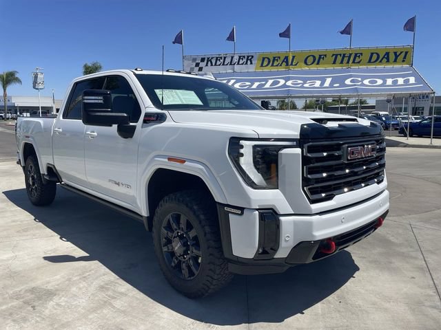 Used 2025 GMC Sierra 2500 AT4 w/ AT4 Premium Plus Package AWD/4WD image 2