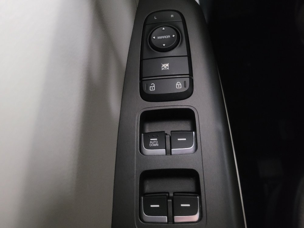 Used 2021 Kia Sportage LX FWD image 27
