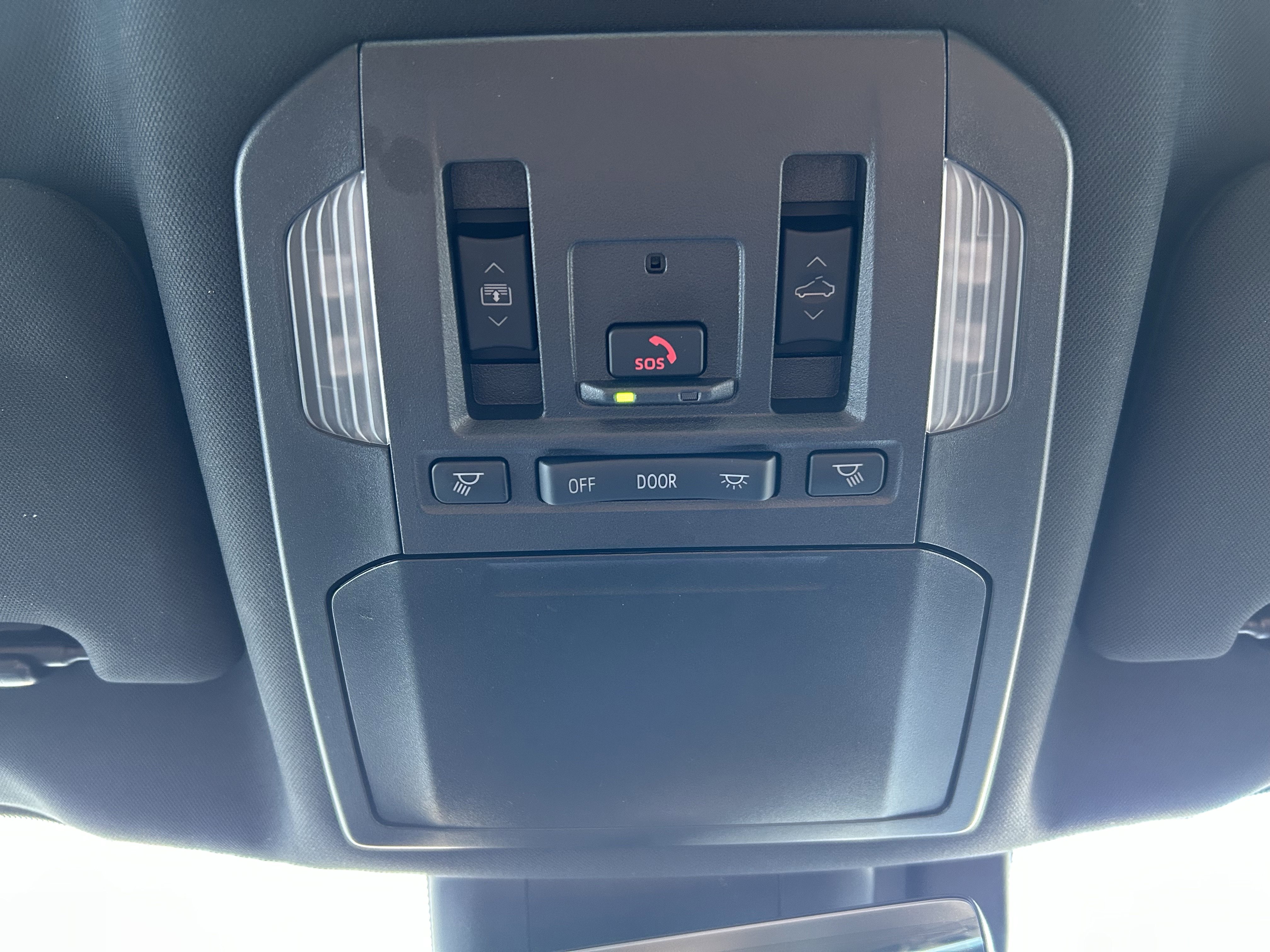 Used 2024 Toyota Highlander Platinum image 39