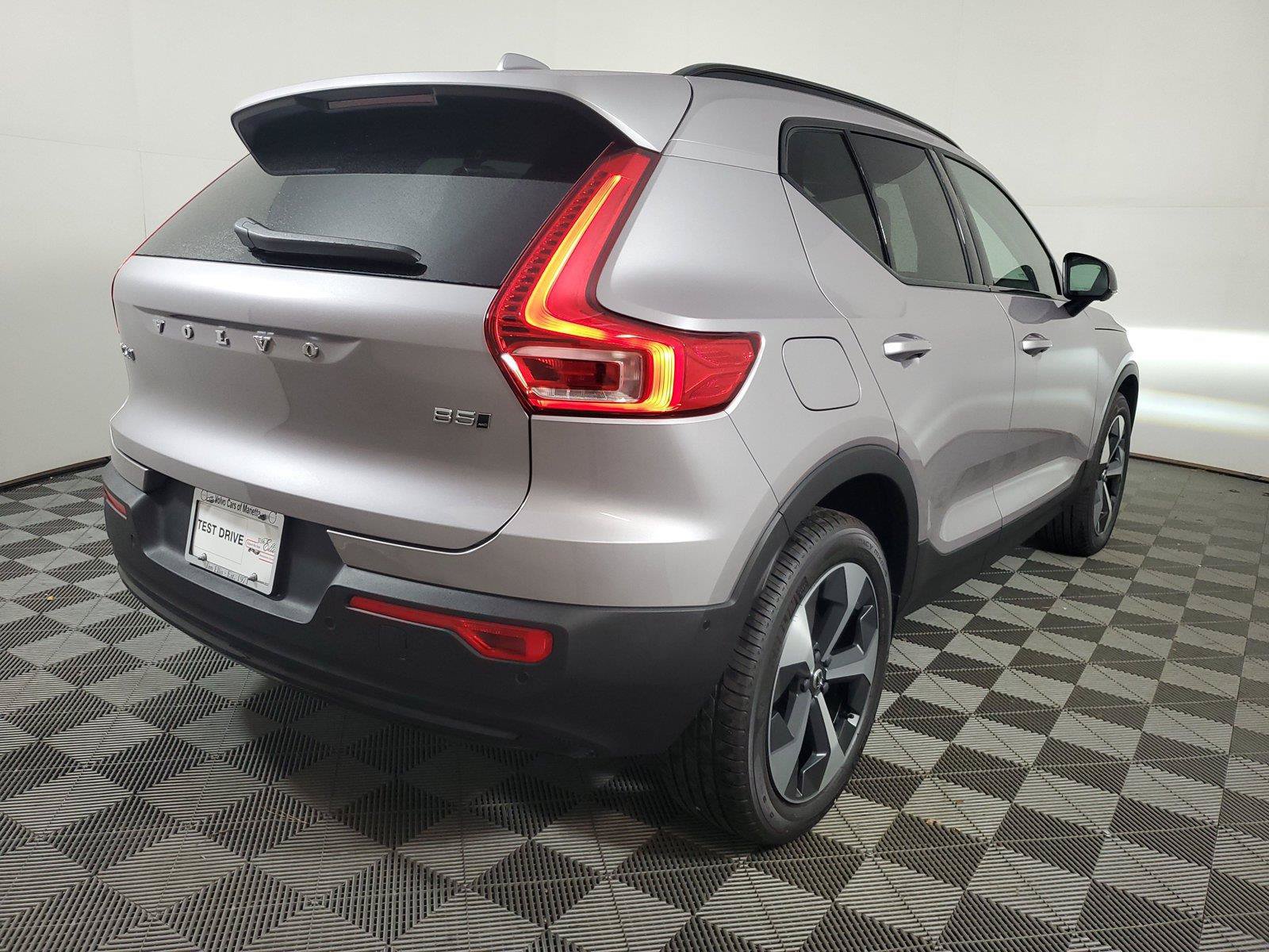 New 2026 Volvo XC40 B5 Plus w/ Protection Package Premier AWD/4WD image 6