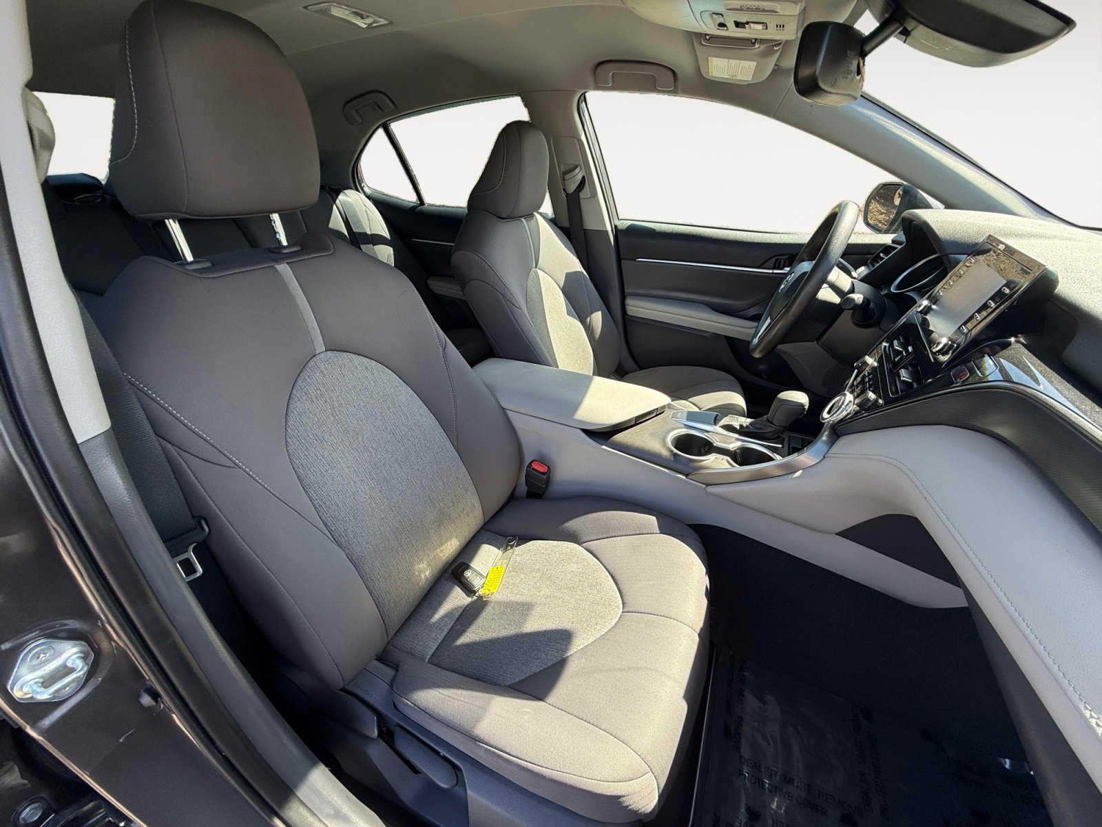 Used 2021 Toyota Camry LE w/ Convenience Package image 19