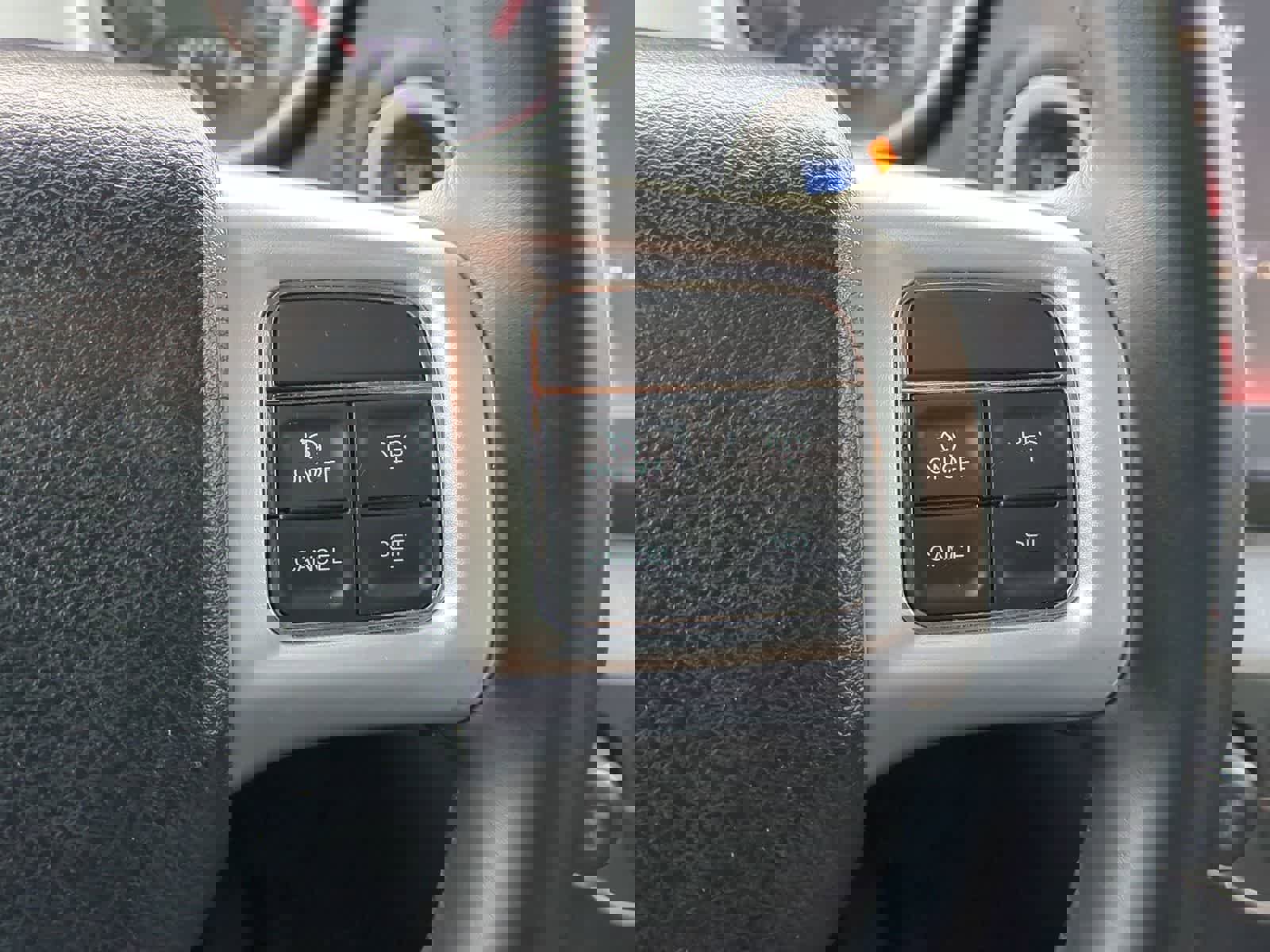 Used 2012 Dodge Journey Crew FWD image 25