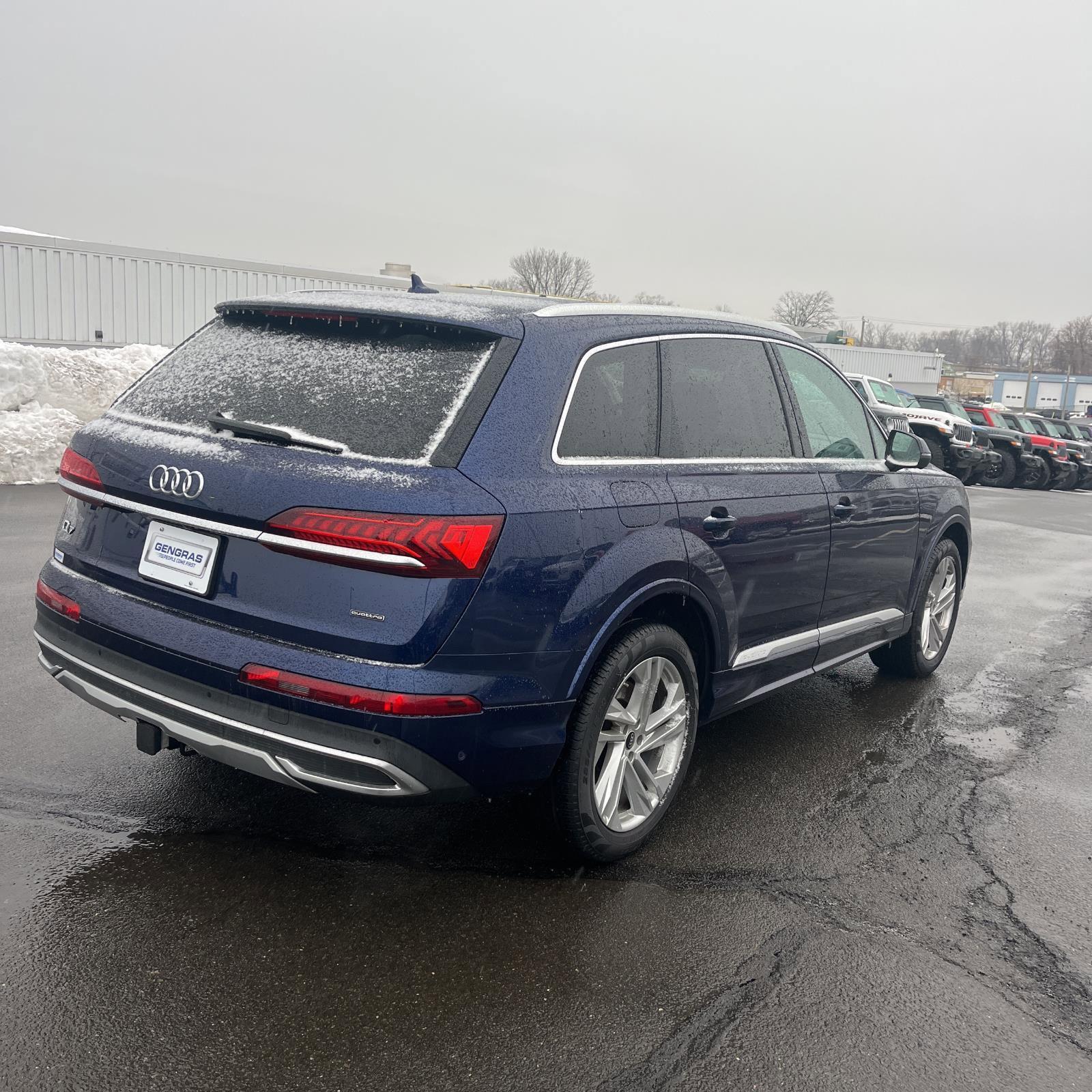 Used 2022 Audi Q7 Premium Plus w/ Premium Plus Package image 2