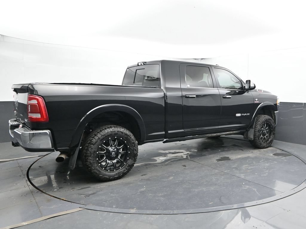 Used 2022 RAM 3500 Limited AWD/4WD image 3