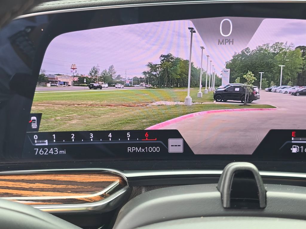 Used 2024 Cadillac Escalade Premium Luxury Platinum RWD image 26