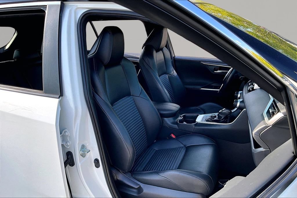 Used 2020 Toyota RAV4 XSE AWD/4WD image 23