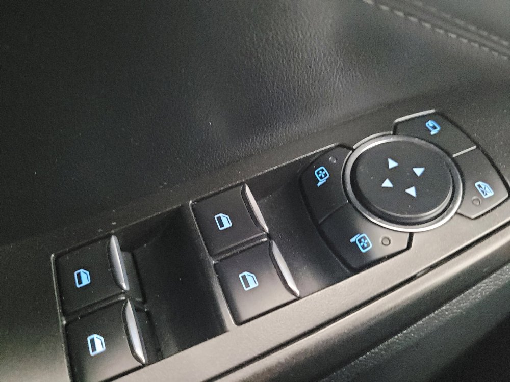 Used 2020 Ford Explorer Limited image 27