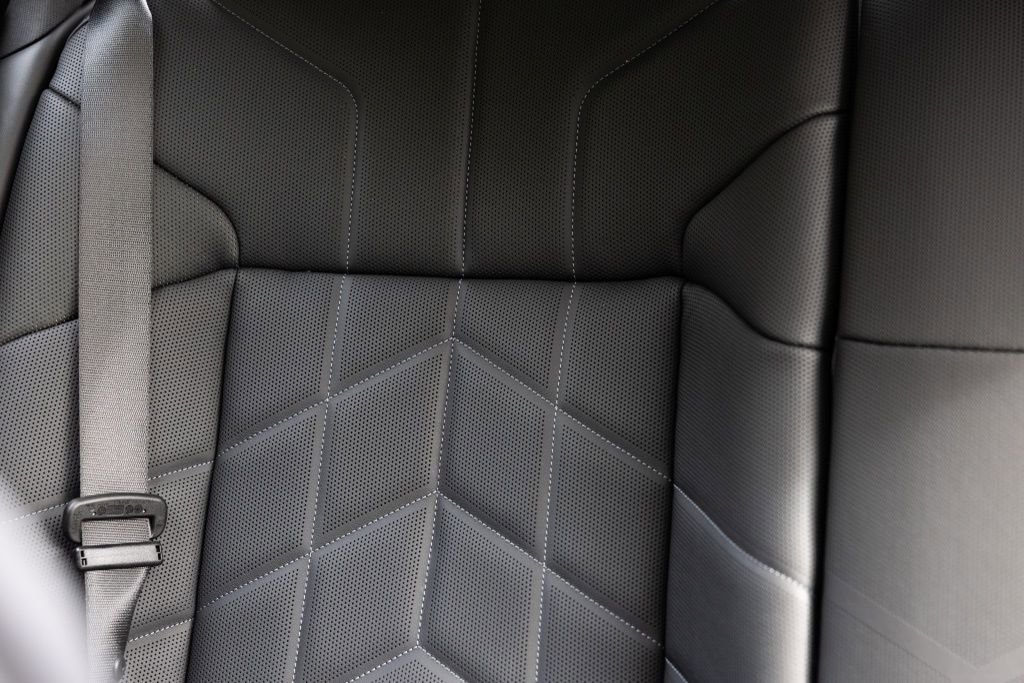 Used 2024 BMW 760i xDrive w/ Premium Package 2 image 41