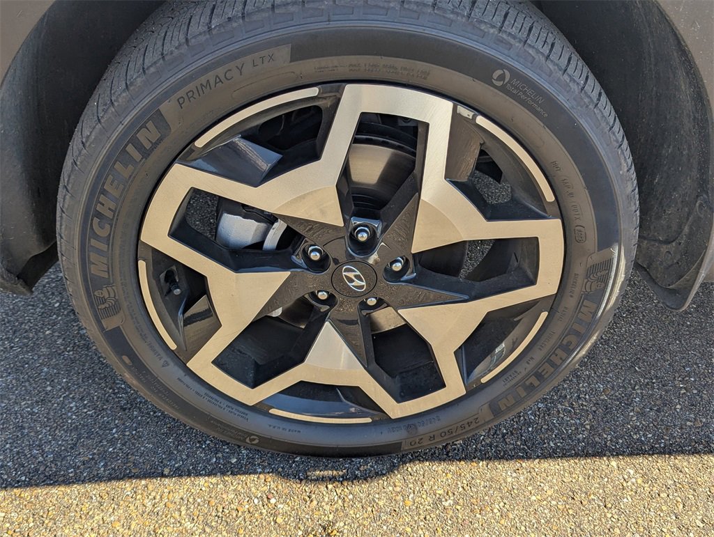 Certified 2023 Hyundai Santa Cruz Limited image 31