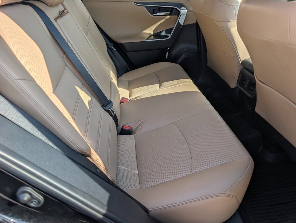 Used 2024 Toyota RAV4 Limited w/ Weather Package FWD image 4