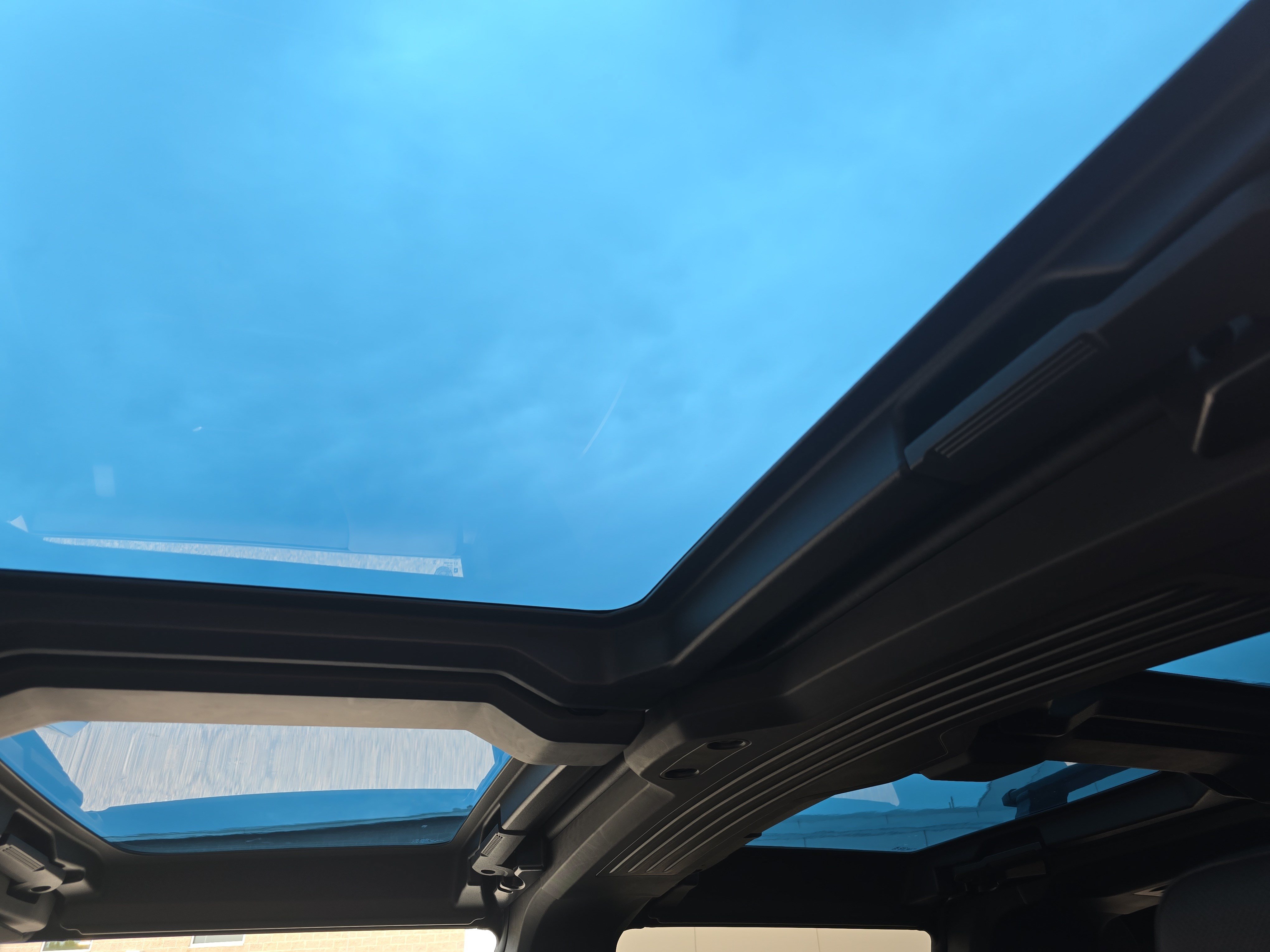 Used 2025 GMC Hummer EV 2X AWD/4WD image 26