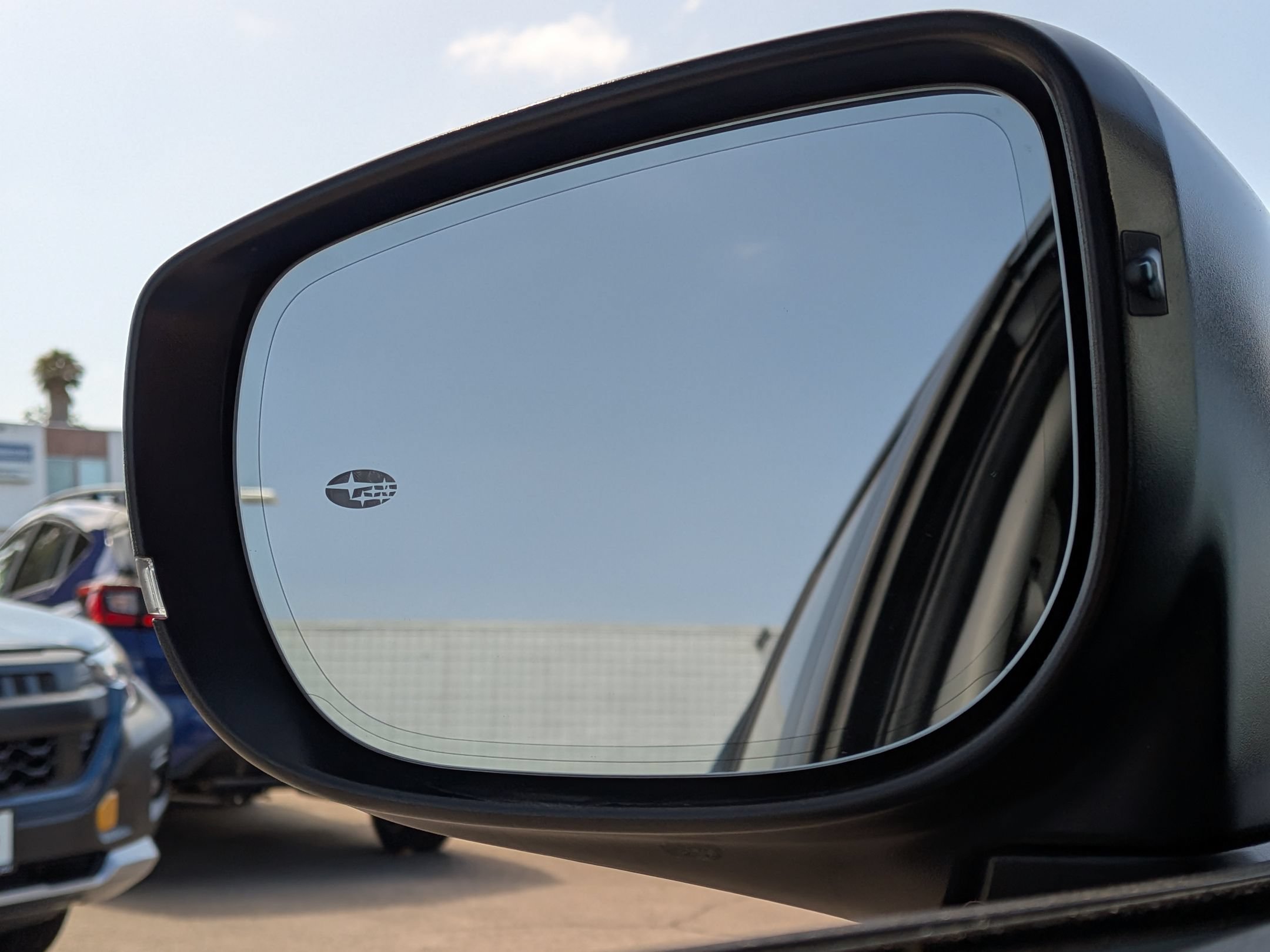 Used 2024 Subaru Crosstrek 2.5i Limited w/ Crosstrek Mirror Package AWD/4WD image 25