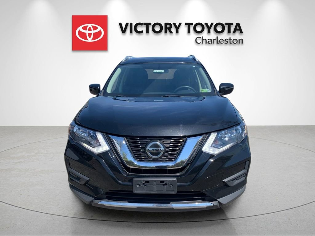 Used 2018 Nissan Rogue SV image 8