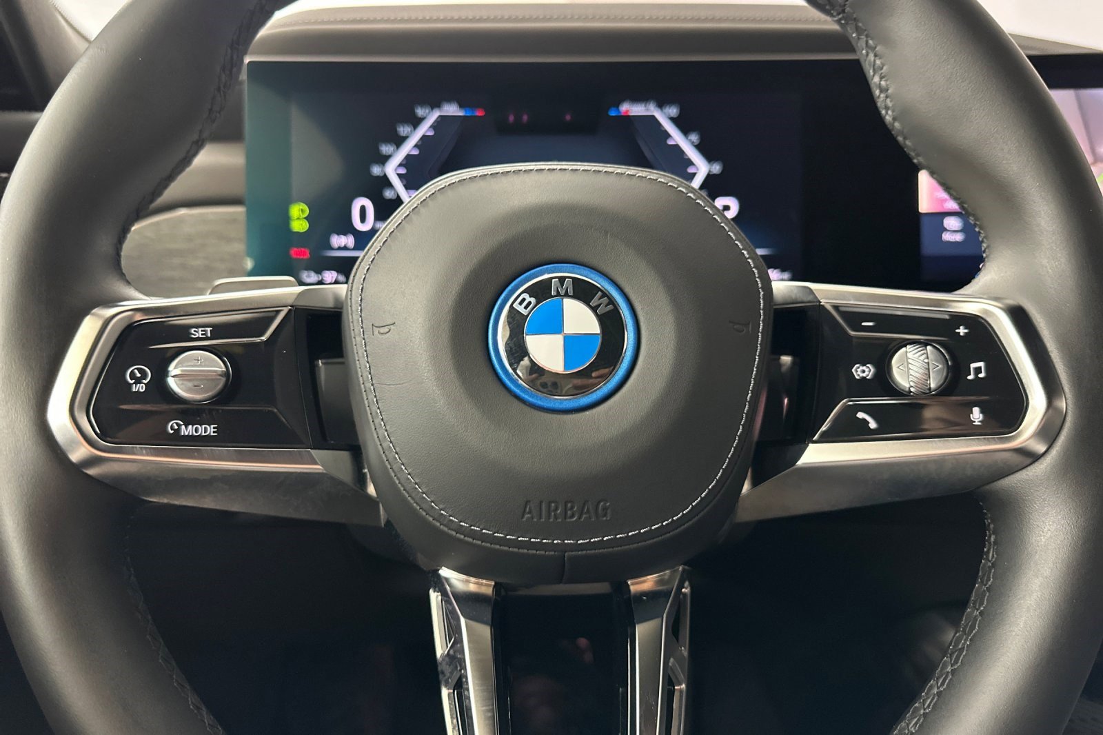 Certified 2024 BMW i7 xDrive60 image 18