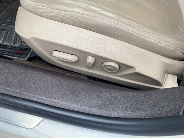 Used 2013 Buick Regal Premium image 19