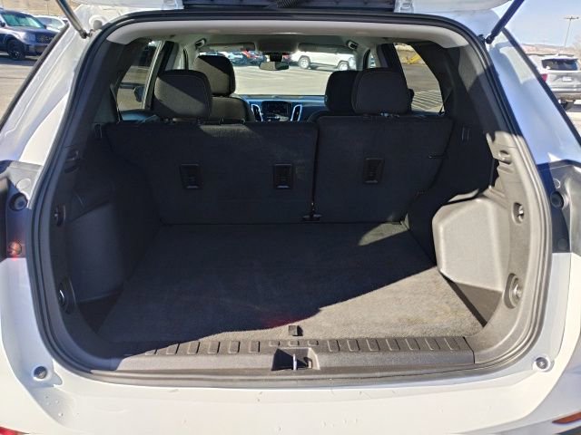 Used 2023 Chevrolet Equinox LT AWD/4WD image 12