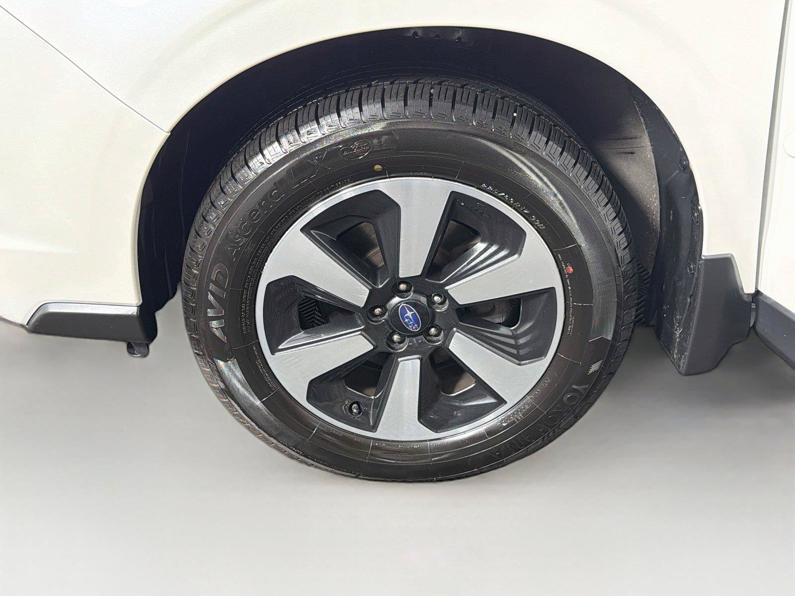 Used 2017 Subaru Forester 2.5i Limited AWD/4WD image 32
