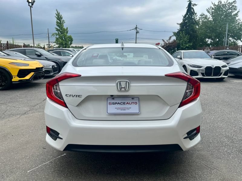 Used 2018 Honda Civic EX image 6