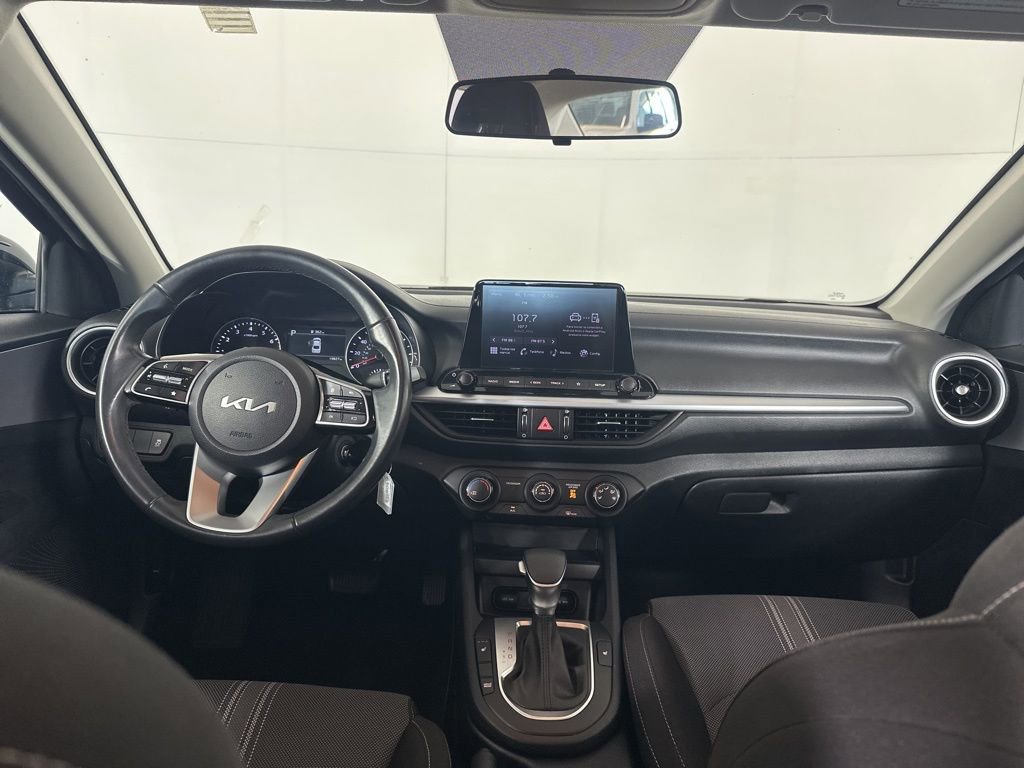 Used 2024 Kia Forte LXS image 9