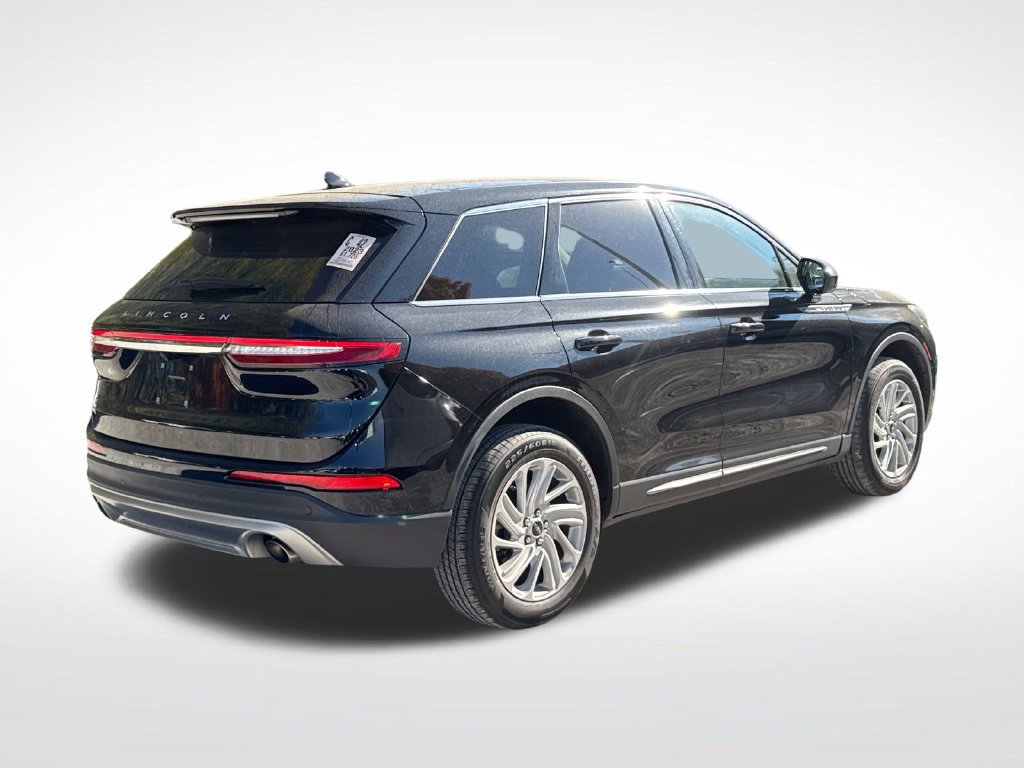 Used 2023 Lincoln Corsair AWD image 6