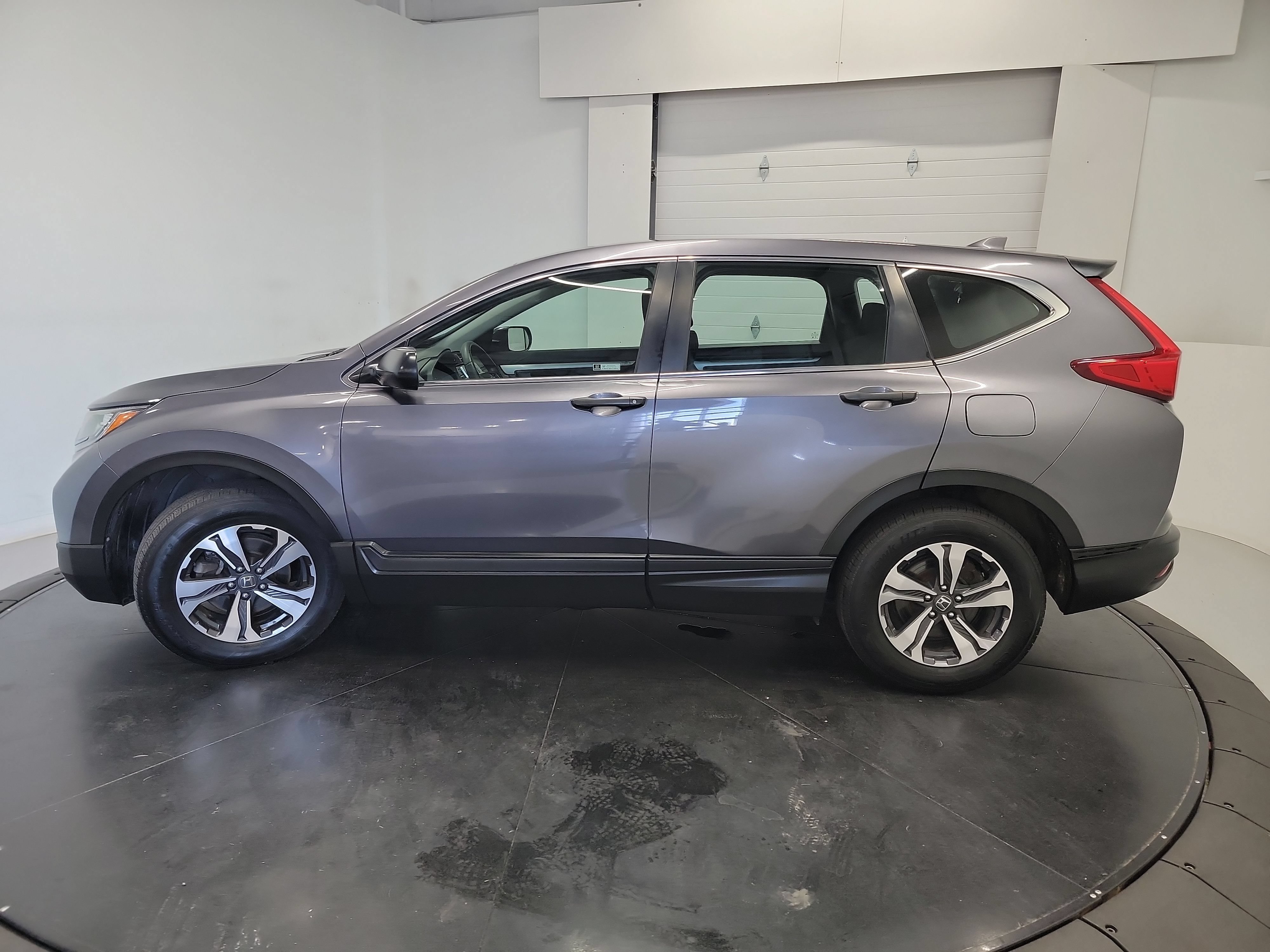Used 2019 Honda CR-V LX image 4