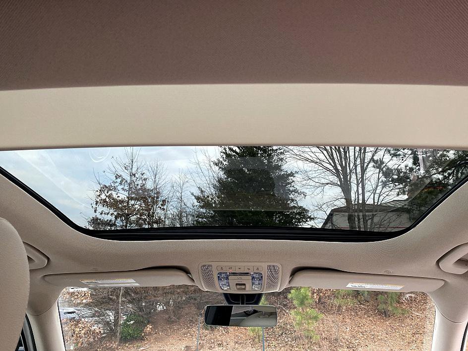 Used 2023 Mercedes-Benz GLB 250 4MATIC image 18