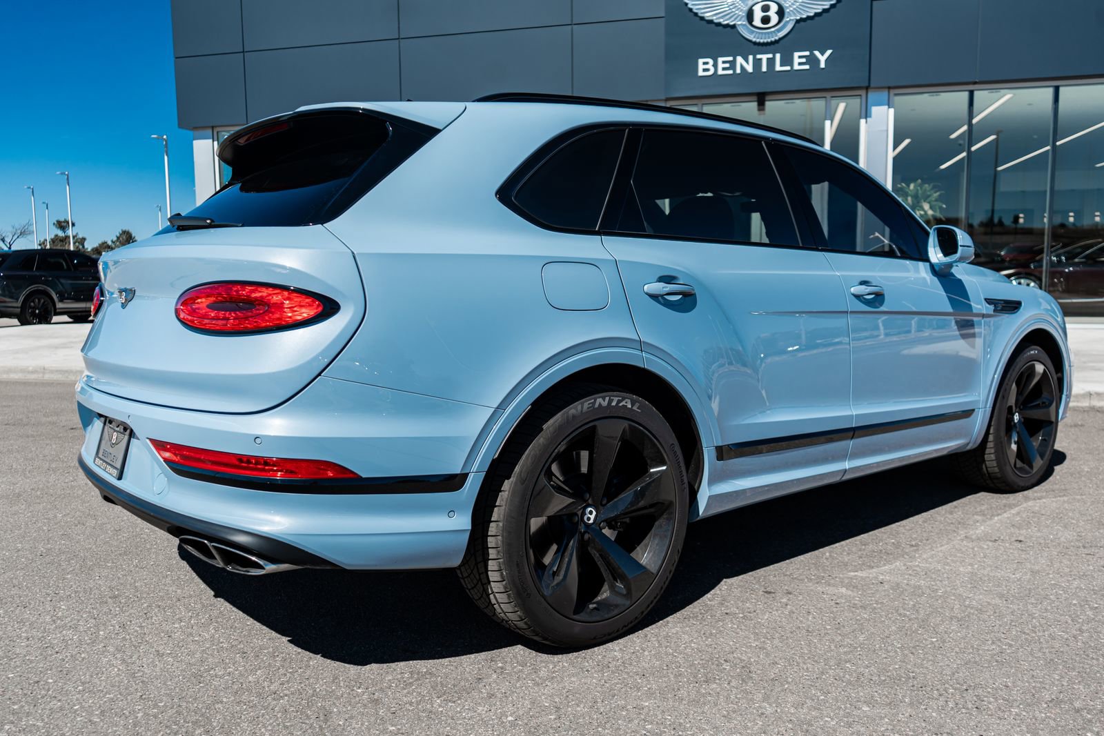 Certified 2022 Bentley Bentayga image 13