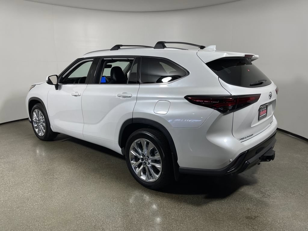 New 2026 Toyota Highlander Limited AWD/4WD image 5