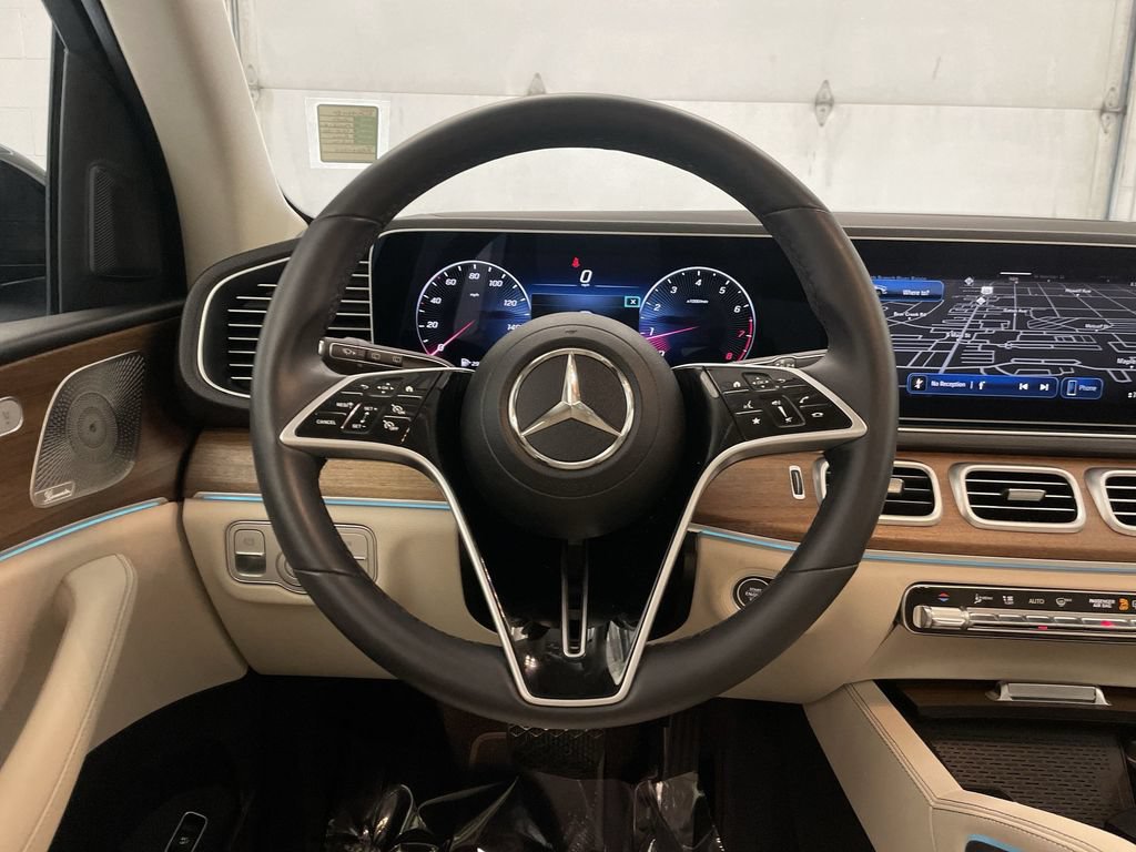 Used 2024 Mercedes-Benz GLE 350 4MATIC image 5