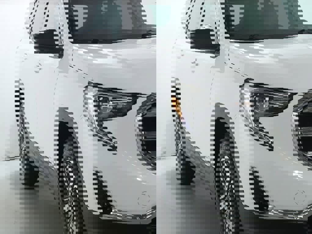 Used 2019 GMC Terrain SLT w/ Preferred Package image 8