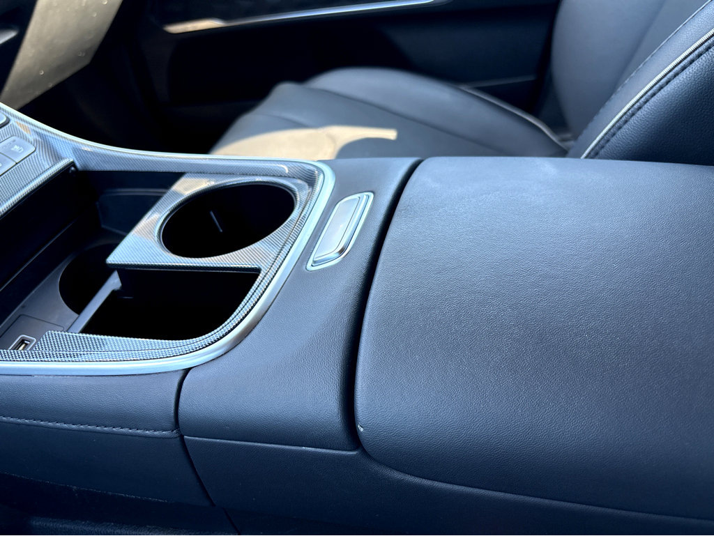 Used 2022 Hyundai Santa Fe Limited image 9