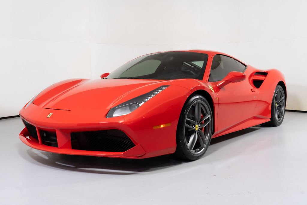Used 2017 Ferrari 488 GTB RWD image 12