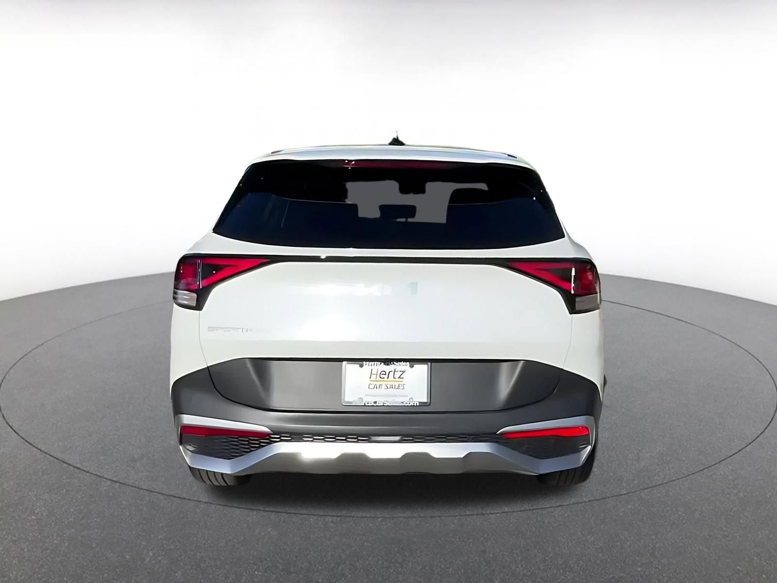 Used 2025 Kia Sportage LX image 12