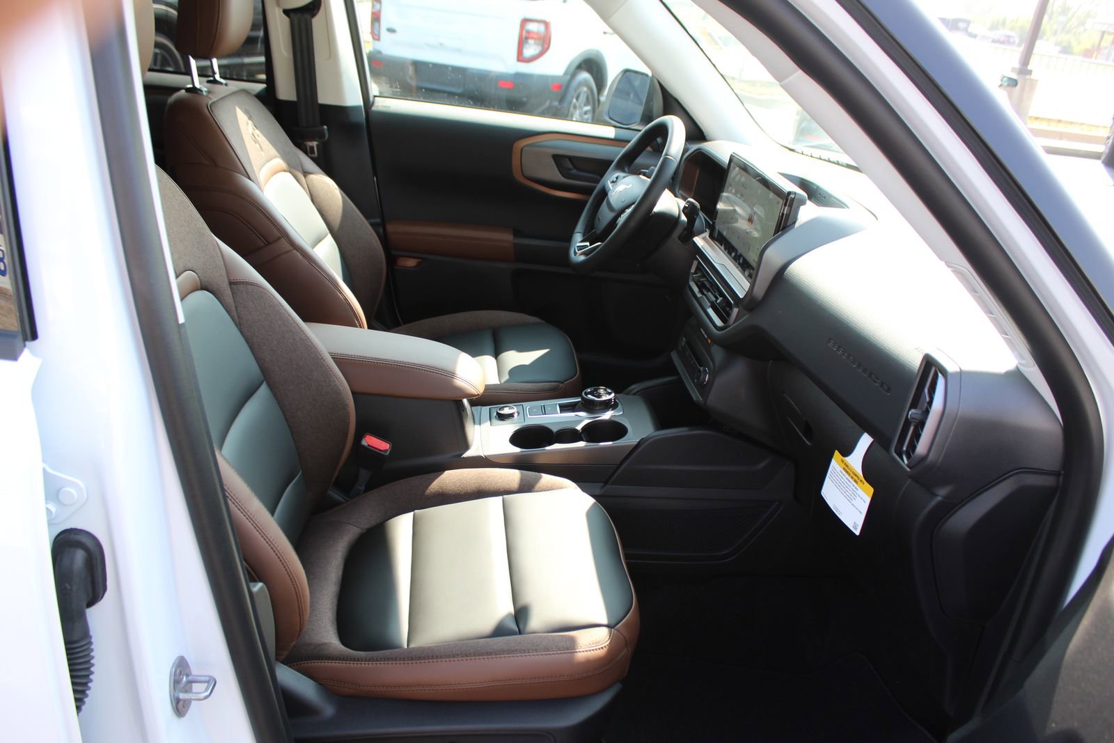 New 2025 Ford Bronco Sport Outer Banks w/ Outer Banks Tech Package+ image 12