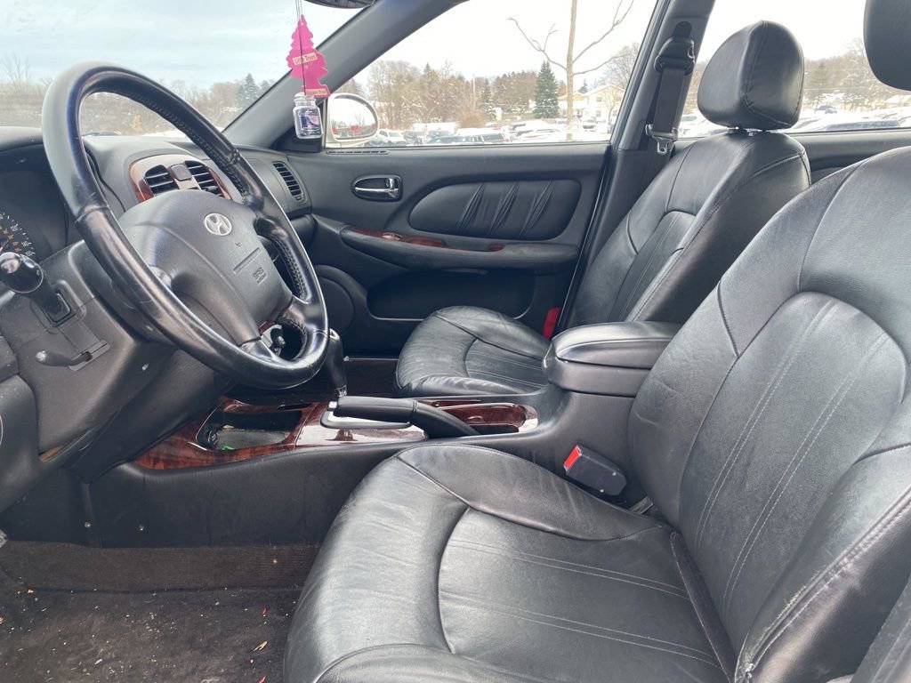 Used 2004 Hyundai Sonata image 9