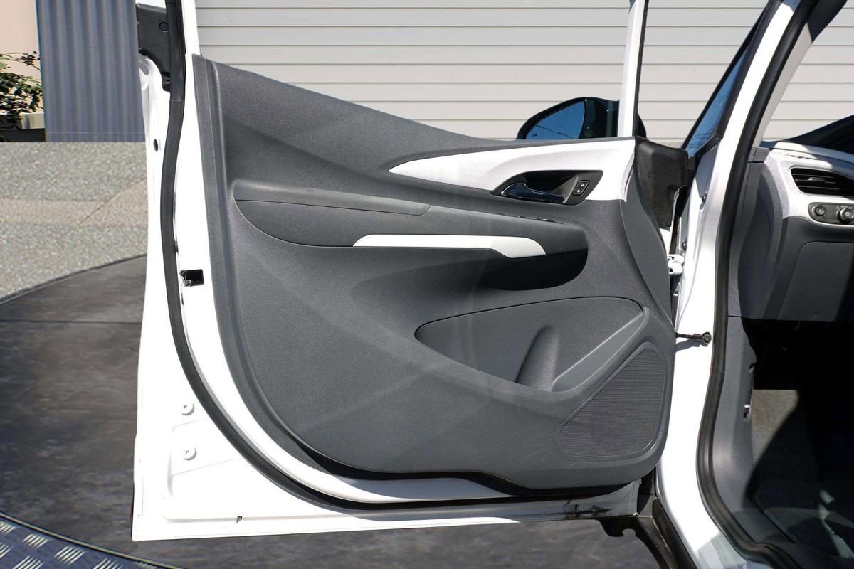 Used 2019 Chevrolet Bolt LT image 13